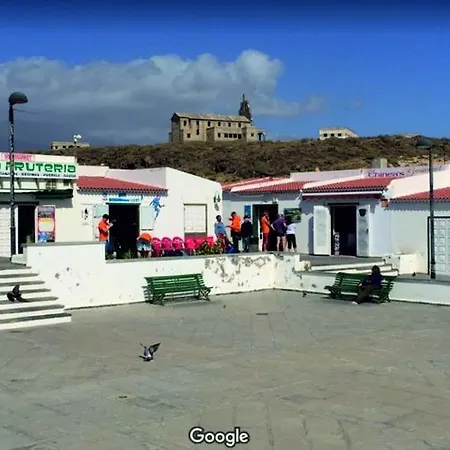 2 Abades Bajo La Listada